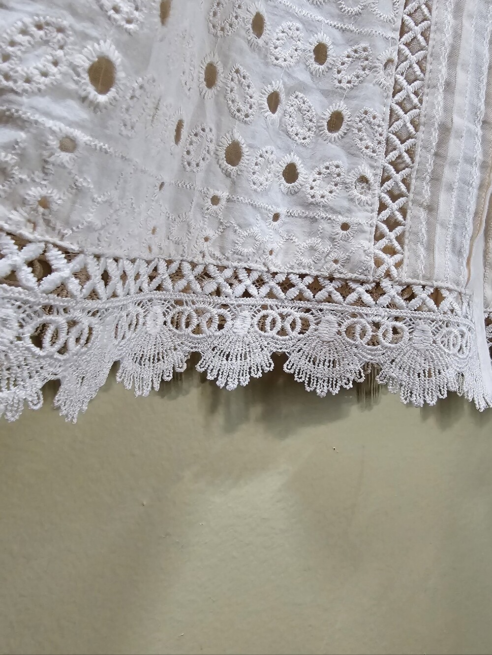 Industry 100% Cotton Eyelet Lace Puff Sleeve Blouse XS Cottagecore - Picture 5 of 9